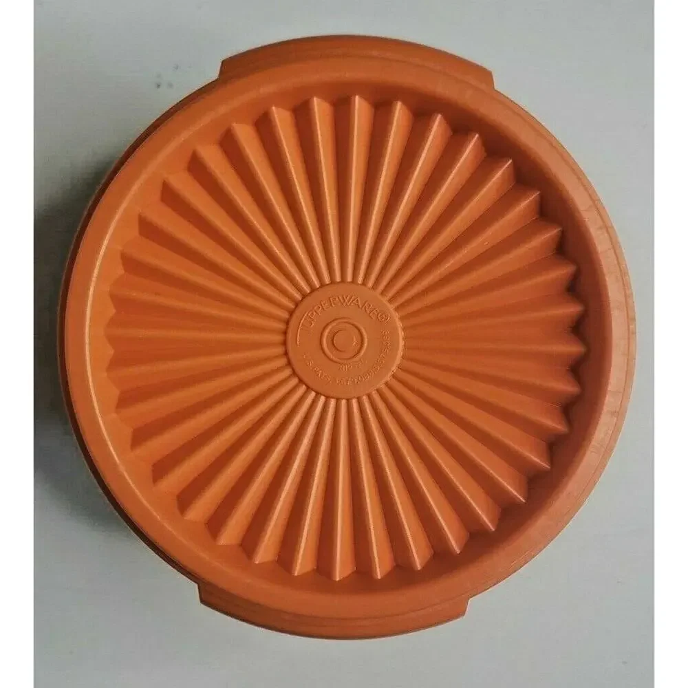 Vintage‎ Tupperware 886-31 Orange 4.5